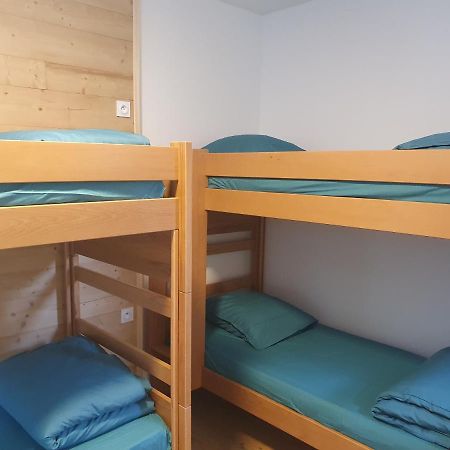 Chalet Jaune Charmant Som Sarcenas 外观 照片